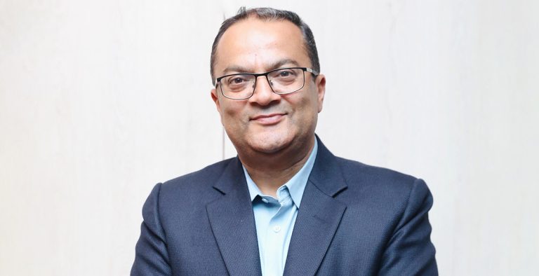 वीर अस्पतालका निर्देशक डा.दिलीप शर्माले दिए राजीनामा