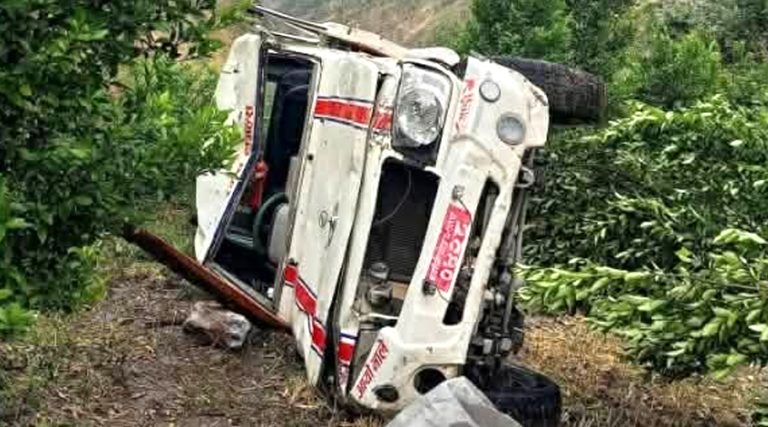 डोल्पामा जिप दुर्घटना हुँदा १२ जना घाइते, तीनको अवस्था गम्भीर