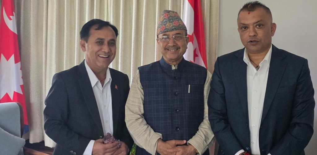गगन–विश्व र पूर्णबहादुरबीच भेटवार्ता