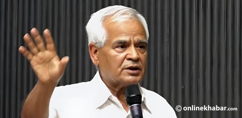 ‘प्रधानमन्त्री यो संसदीय प्रणालीमा बस्न चाहनुहुन्न’