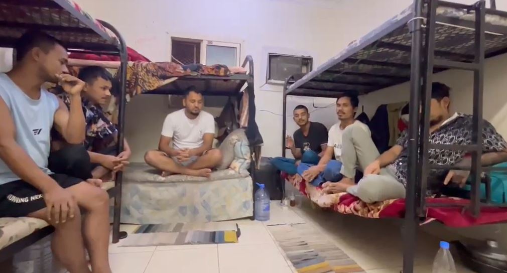 साउदीमा ७० नेपाली ४ महिनादेखि अलपत्र, भिसा ड्राइभरको, काम अर्कै