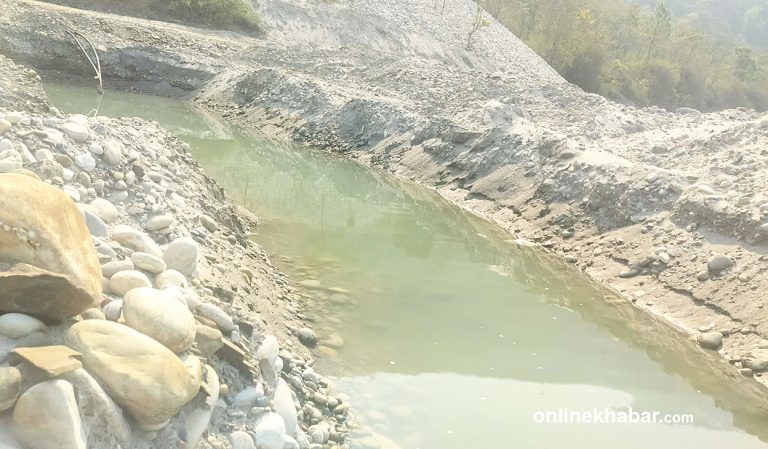 महाकालीमा अवैध उत्खननको विषय अख्तियारमा, अनुसन्धान सुरु