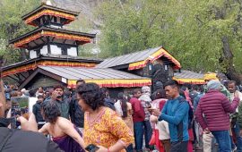 लगातार चार दिन बिदाले मुक्तिनाथमा दर्शनार्थी ओइरो