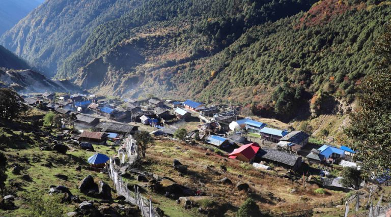 कोभिड महामारपछि बन्द ताप्लेजुङको ओलाङचुङ्गोला व्यापार नाका सञ्चालनमा