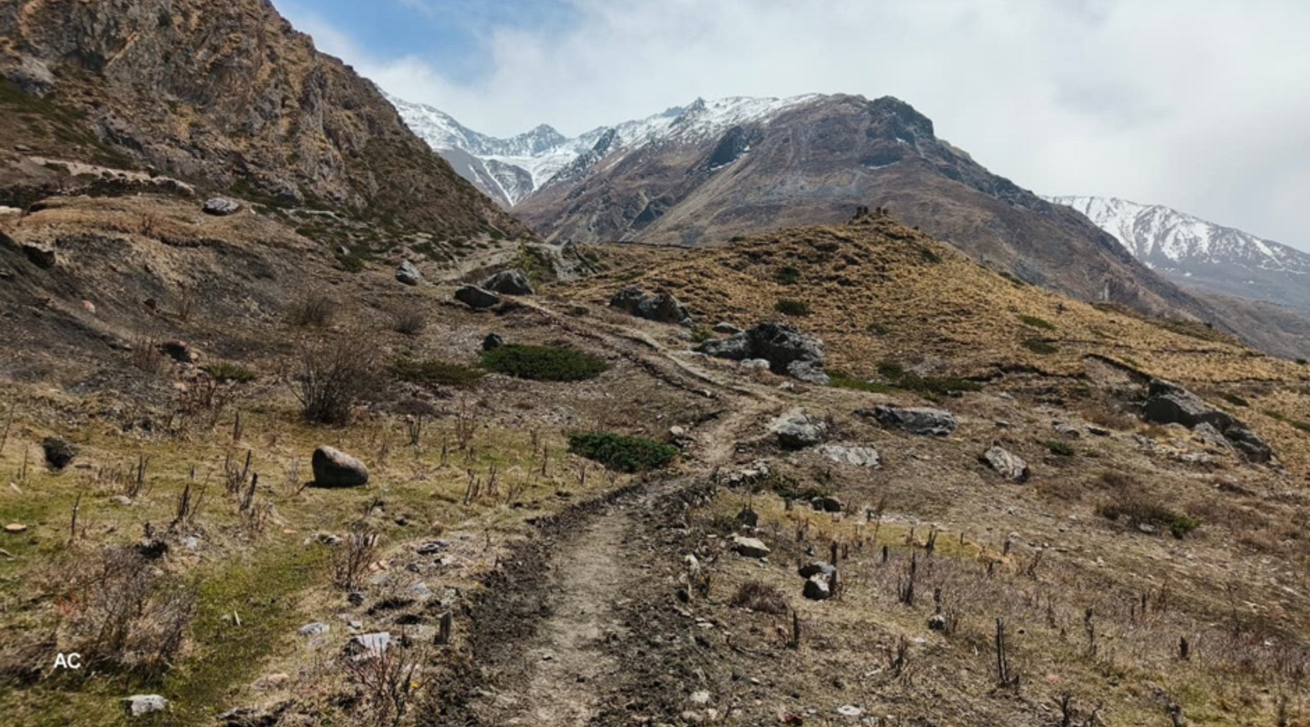 मुस्ताङका पर्यटकीय पदमार्ग स्तरोन्नति गरिँदै   