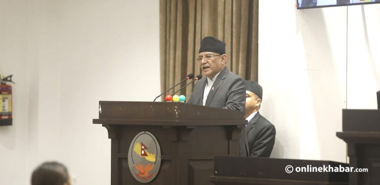 संविधान संशोधनलाई हल्का ढंगले लिने गल्ती नगरियोस् : प्रचण्ड