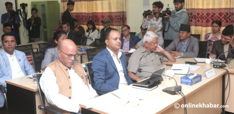 अमरेश, निश्कल र ईश्तियाकले बहिष्कार गरे राज्य व्यवस्था समितिको बैठक
