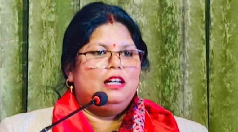 प्रधानमन्त्रीलाई मौलापुरकी मेयरले भनिन्– संघ सरकारको हस्तक्षेप बन्द गरियोस्