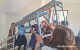डोजर चलेका तीन विद्यालय : कसरी हुँदैछ ५०० विद्यार्थीको पठनपाठन ?