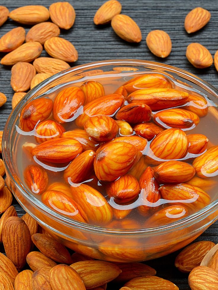 भिजेको बदाम खाँदा के हुन्छ ?