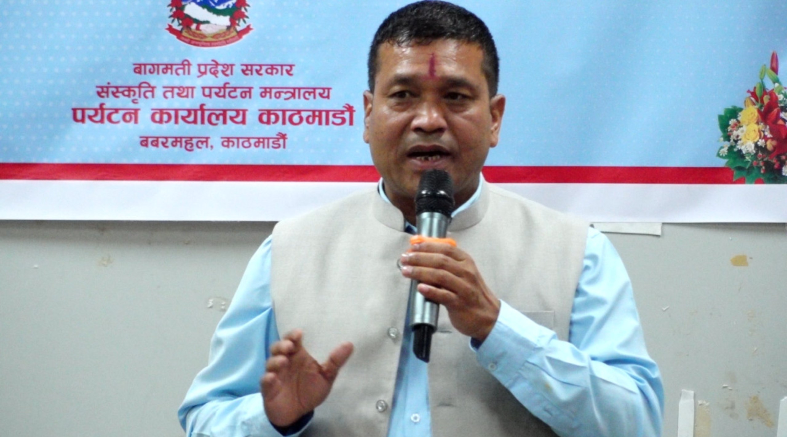 भाषा संरक्षणमा लगानीको उचित प्रतिफल देखिएन : मन्त्री श्रेष्ठ