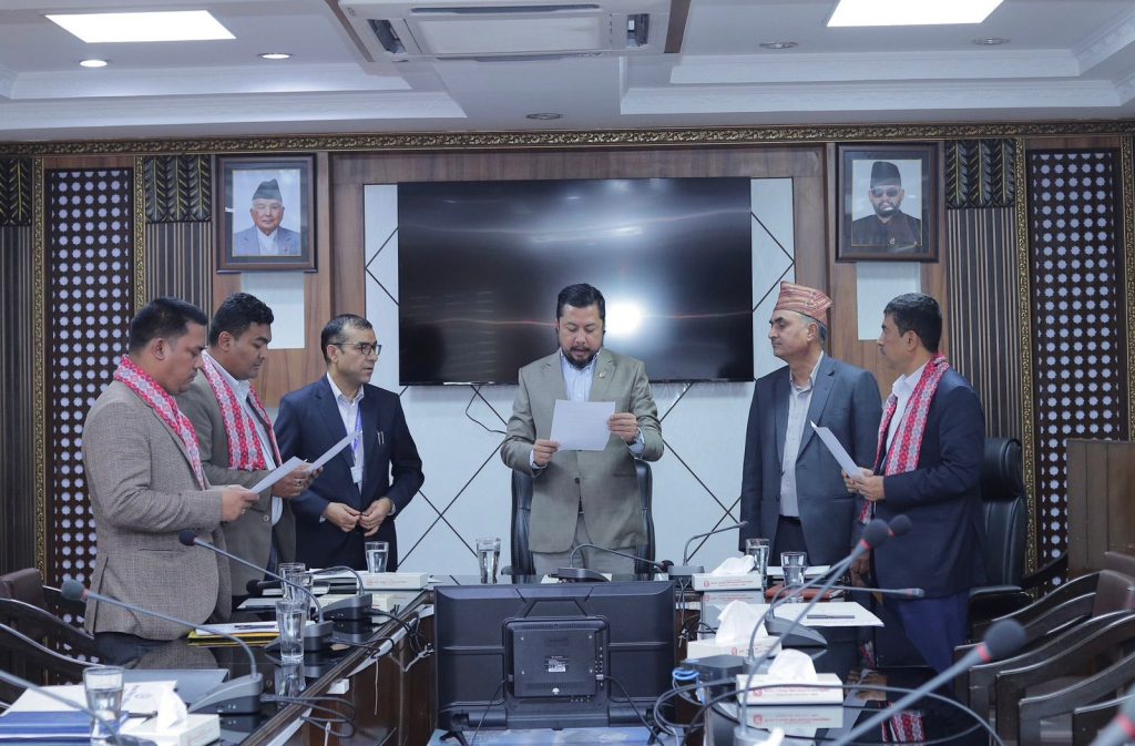 विद्युत् प्राधिकरणमा दुई सञ्चालक नियुक्त