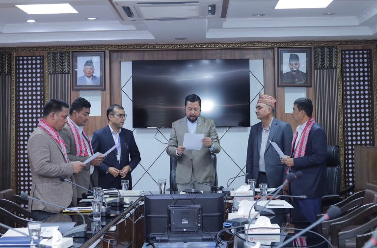 विद्युत् प्राधिकरणमा दुई सञ्चालक नियुक्त