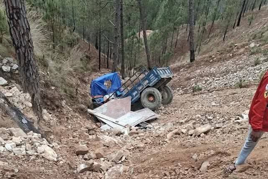 सल्यानमा ट्याक्टर दुर्घटना हुँदा चालकको मृत्यु