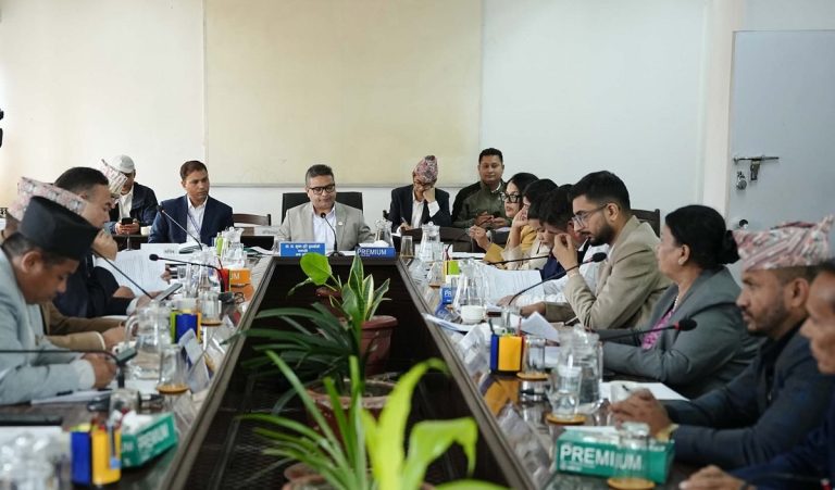 वाणिज्य बैंकका सीईओ पनि गभर्नर हुने सक्ने, ‘कुलिङ पिरियड’ २ वर्ष तोकियो