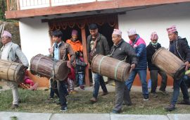 संकटमा आठपहरिया संस्कृति