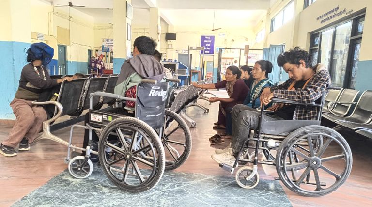 बाजुरा-हुम्ला सीमा विवाद : चारजना घाइतेलाई हेलिकप्टरमार्फत सुर्खेत लगियो