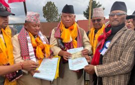 पाँचथर पुगेर कांग्रेस नेता आङ्देम्बेले गरे सदस्यता अद्यावधिक