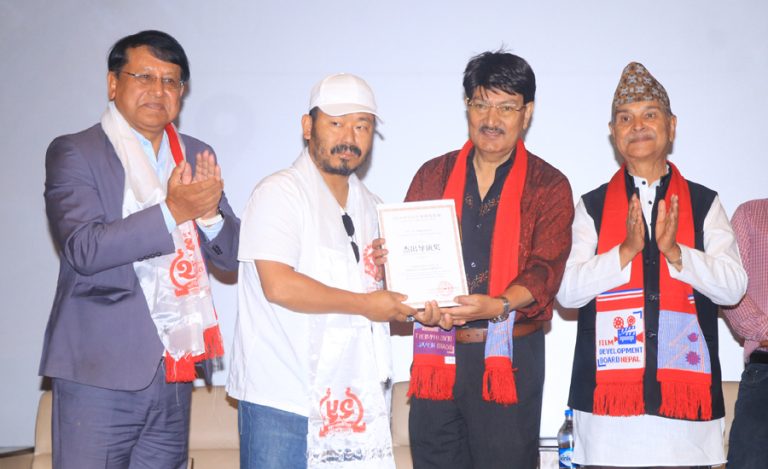 चिनियाँ फिल्म निर्मातालाई नेपालमा छायांकनको लागि आउन आग्रह
