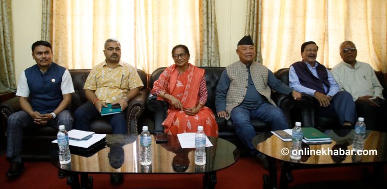 बजेटबारे रणनीति तय गर्न कांग्रेस संसदीय दलको बैठक सुरु (तस्वीरहरू)