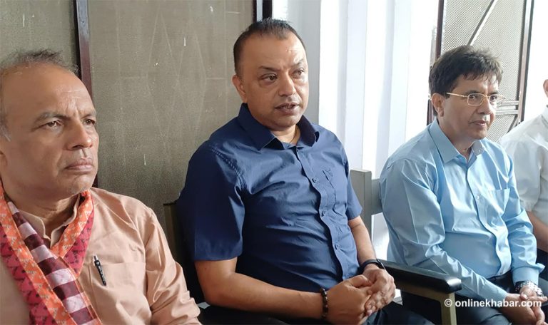 कोइराला निवास पुगेर गगन थापाले भने–अनुहार मन पर्दैन भने भन्नु केही छैन