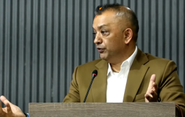 गगनको प्रश्न : यस्तो बेला पनि प्रधानमन्त्री भाउ खाएर बस्ने हो ?