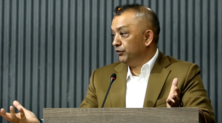 प्रधानन्यायाधीश सिफारिस गर्दा प्रधानमन्त्रीले संविधानको धज्जी उडाए : गगन थापा
