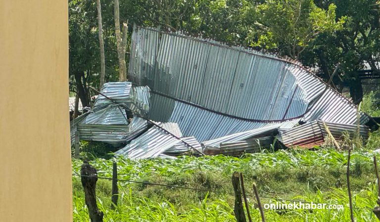 हावाहुरीले जितपुरसिमरामा ४५ घरमा क्षति
