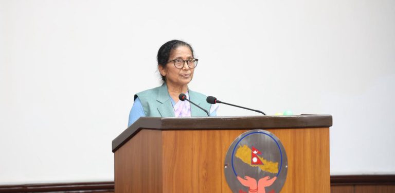 प्रधानमन्त्रीप्रति सांसद पन्तको कटाक्ष- महिलामाथि बहुमतको अहंकार प्रदर्शन गर्नुभयो