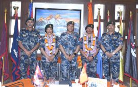 सगरमाथा र लोत्से आरोहण गरेका सशस्त्रका २ महिला कर्मचारी एक तह बढुवा