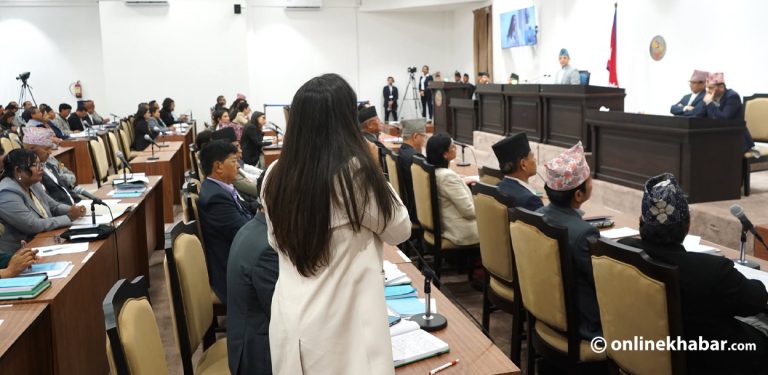 हामी सदनमा कुरा उठाउँछौं, प्रधानमन्त्री फेसबुकमा जवाफ दिनुहुन्छ : ओली