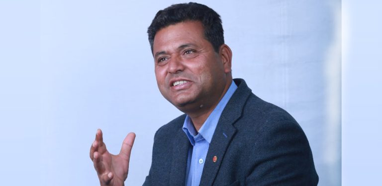 प्रधानमन्त्रीको अभिव्यक्तिप्रति एमालेको नेता आचार्यको आपत्ति