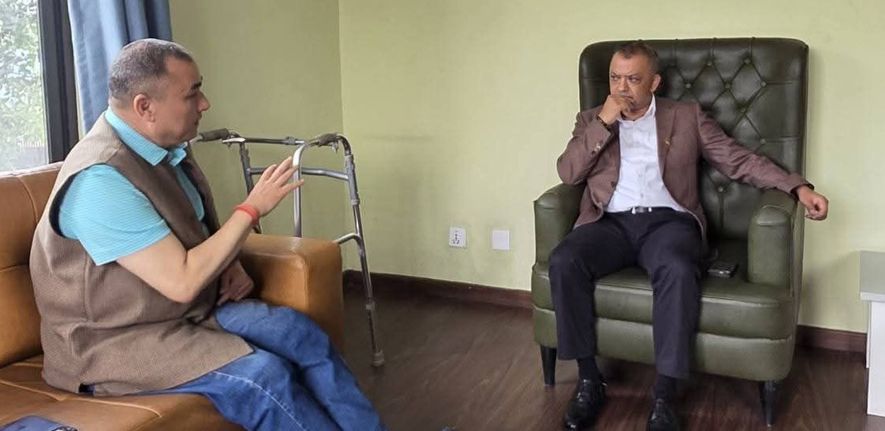 कांग्रेस सभापति थापा र सुदूरपश्चिमका मुख्यमन्त्री शाहबीच भेटघाट