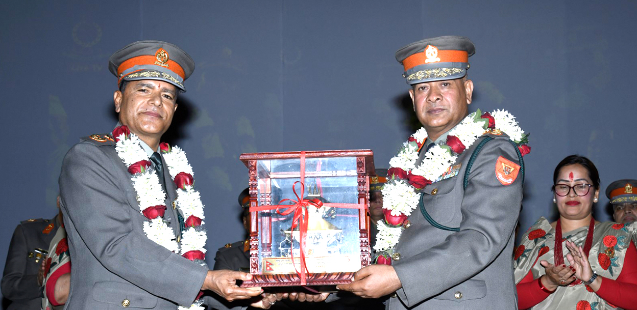 राजु अर्यालको बिदाइ, नारायणदत्त पौडेलले सम्हाले सशस्त्र प्रहरीको नेतृत्व
