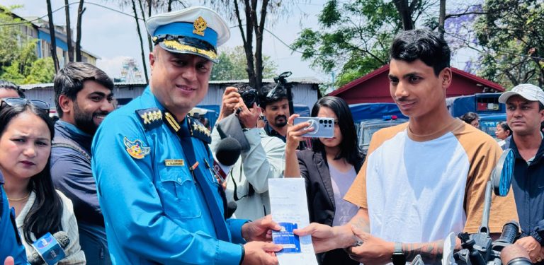 चोरी भएका ७३ मोटरसाइकल सवारी धनीलाई फिर्ता