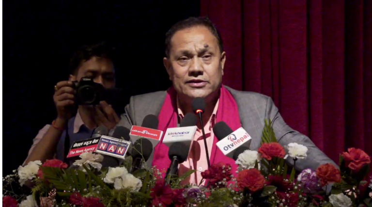 सरकारले ट्रेड युनियन अधिकार खारेज गर्न सक्दैन : योगेन्द्र कुँवर