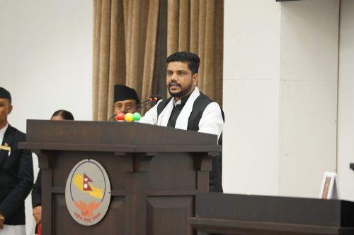 न्यूनतम सेवा सुविधा नदिने देशका रोजगारदातालाई हाम्रा श्रमिक पठाउँदैनौं : श्रममन्त्री