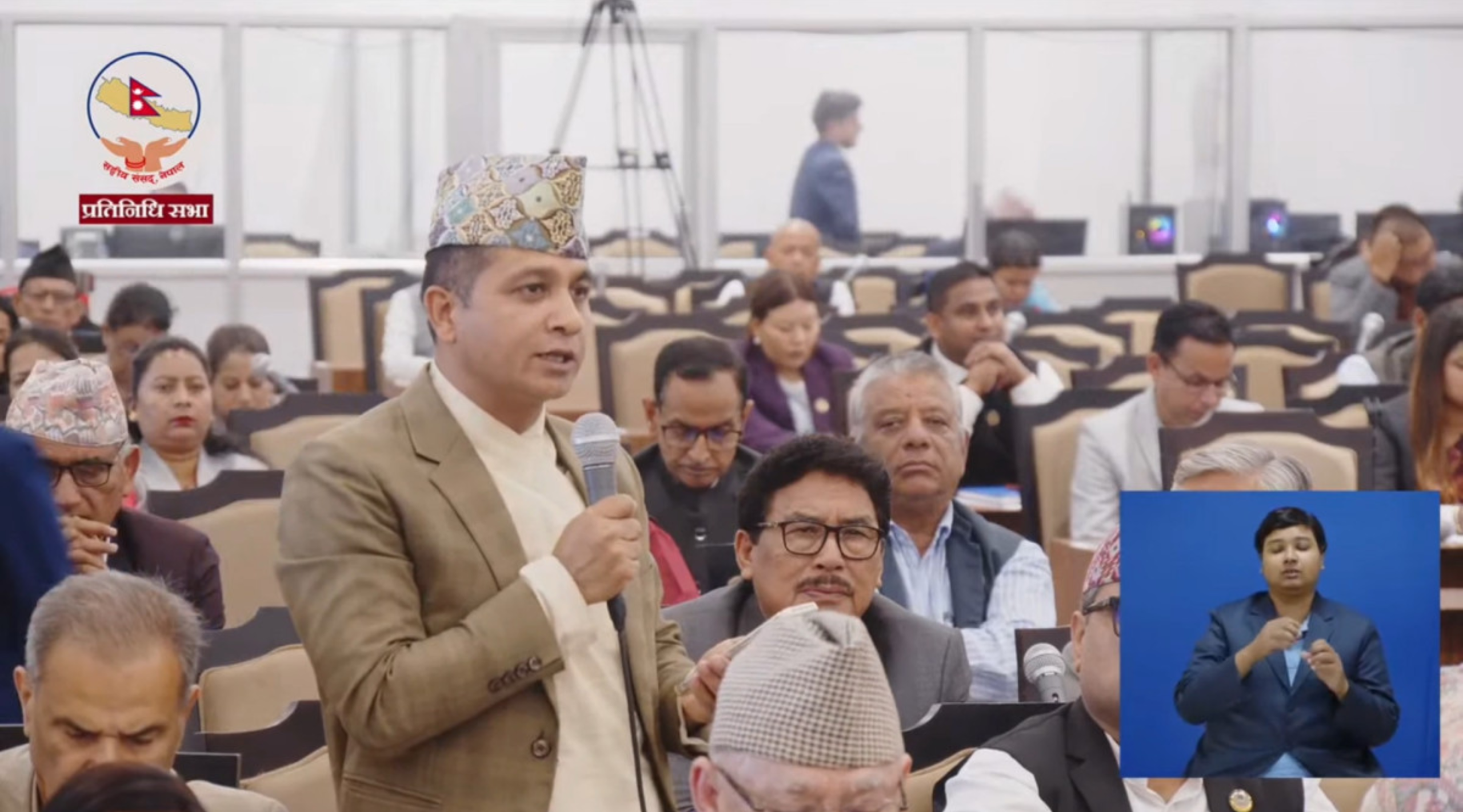 एसियाली खेलकुदमा महिला फुटबल टोलीको सहभागिता सुनिश्चित गर्न महरको माग