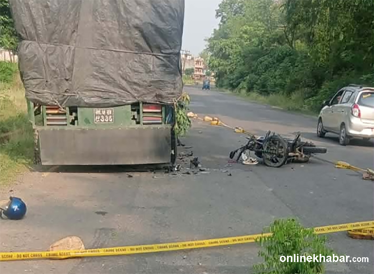 ट्रकको पछाडि मोटरसाइकल ठोक्किँदा एक जनाको मृत्यु