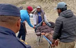 माथिल्लो डोल्पामा गस्तीका क्रममा घाइते प्रहरी जवानको हेलिकोप्टरमार्फत उद्धार