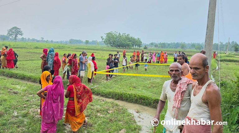 खेतमा काम गरिरहेका मजदुरको मृत्यु