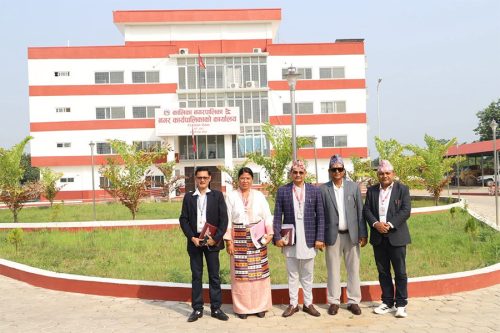 चितवनको कालिका नगरपालिकाको प्रशासकीय भवनको आज उद्घाटन हुँदै