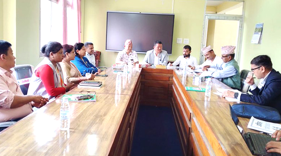 संसदीय समितिलाई टेर्दैनन् मन्त्रालयका सचिव, बैठकमा नआएपछि स्पष्टीकरण