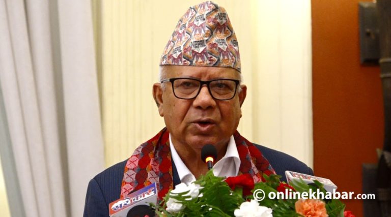कुनै पनि व्यवसायमा असर नपर्नेगरी राज्यले सोचोस् : माधव नेपाल