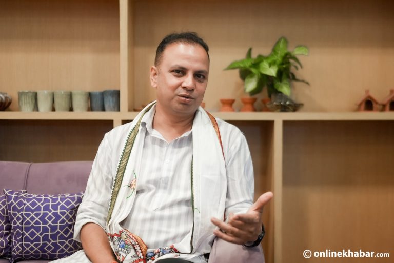 मनिष झाले भने- राज्यले नागरिकलाई आतंकित बनाउने होइन, यस्तो बचपना देखाएर राजकाज चल्छ ?