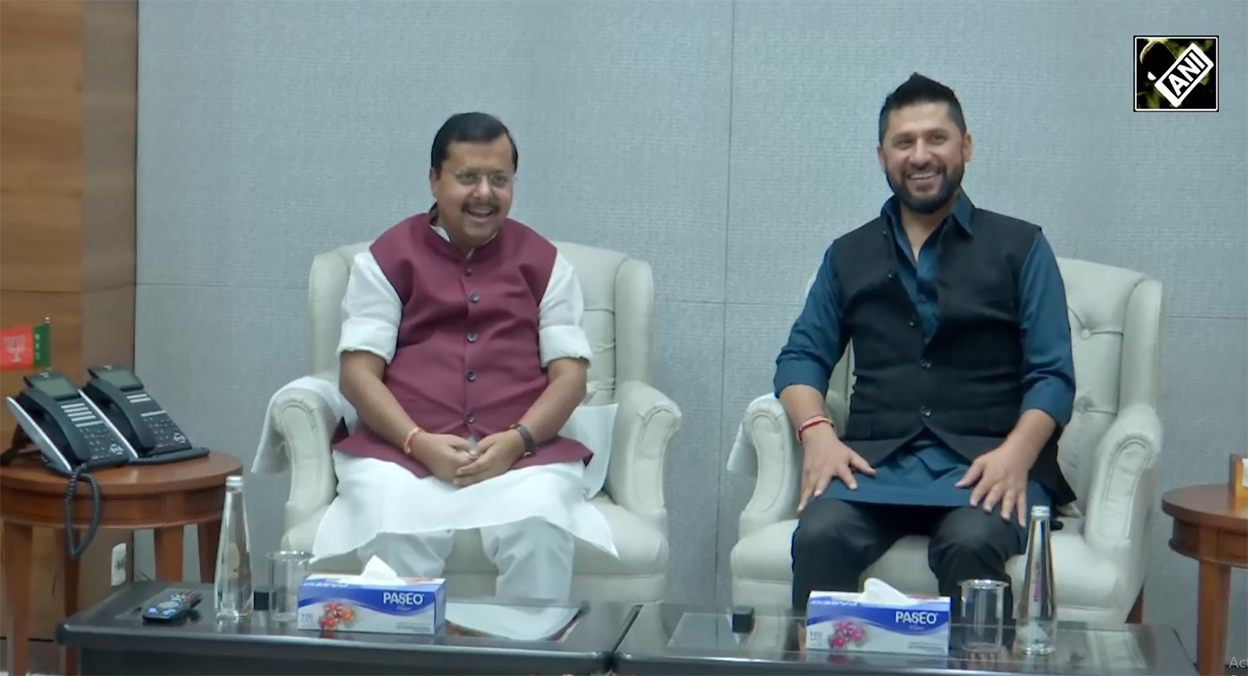 भाजपा कार्यालयमा रवि लामिछानेलाई भव्य स्वागत, थाले राजनीतिक भेटघाट
