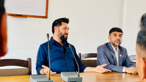 मधेश अधिवेशनबारे छलफलमा रवि