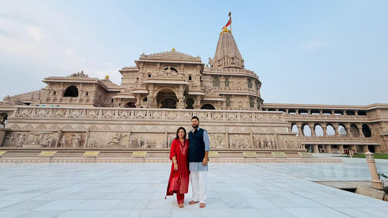 स्वदेश फर्किनुअघि रवि पुगे अयोध्या