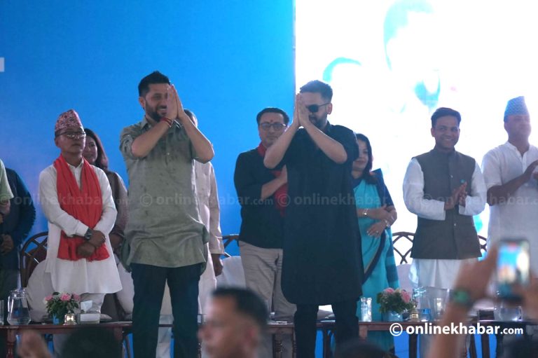 रविले दिए सभापतिमा उम्मेदवारी, बालेन बने प्रस्तावक