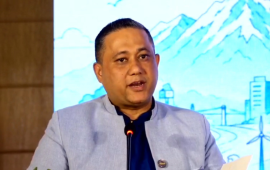 सरकार सुशासन र द्रुत आर्थिक विकासको काममा प्रतिबद्ध छ : परराष्ट्रमन्त्री